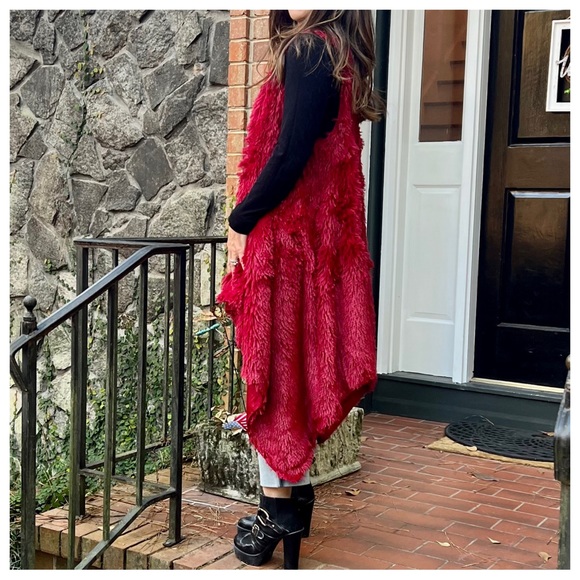 #27 Absolutely Gorgeous Faux Fur Open Draped Jacket/Vest - Picture 5 of 7